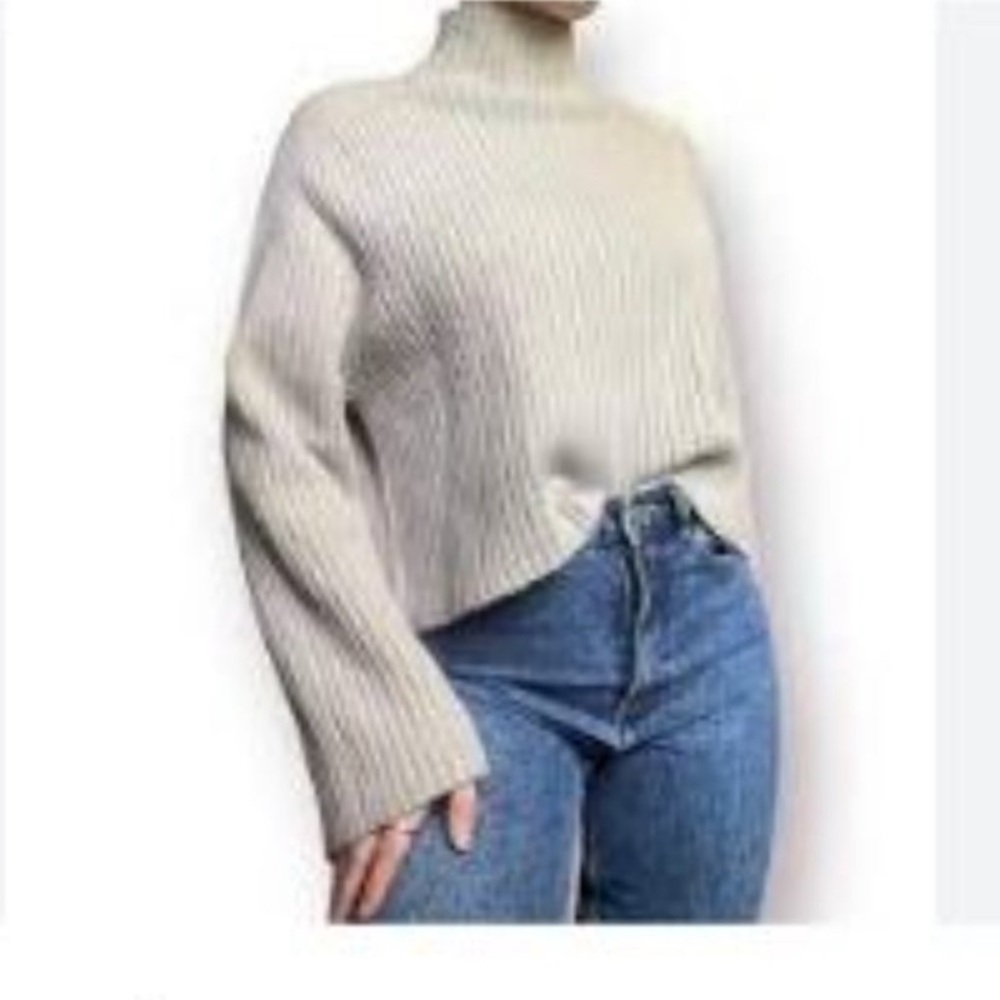 H&M Ribbed Crop Cream Wool Blend Mock Turtleneck - M - MYANMAR